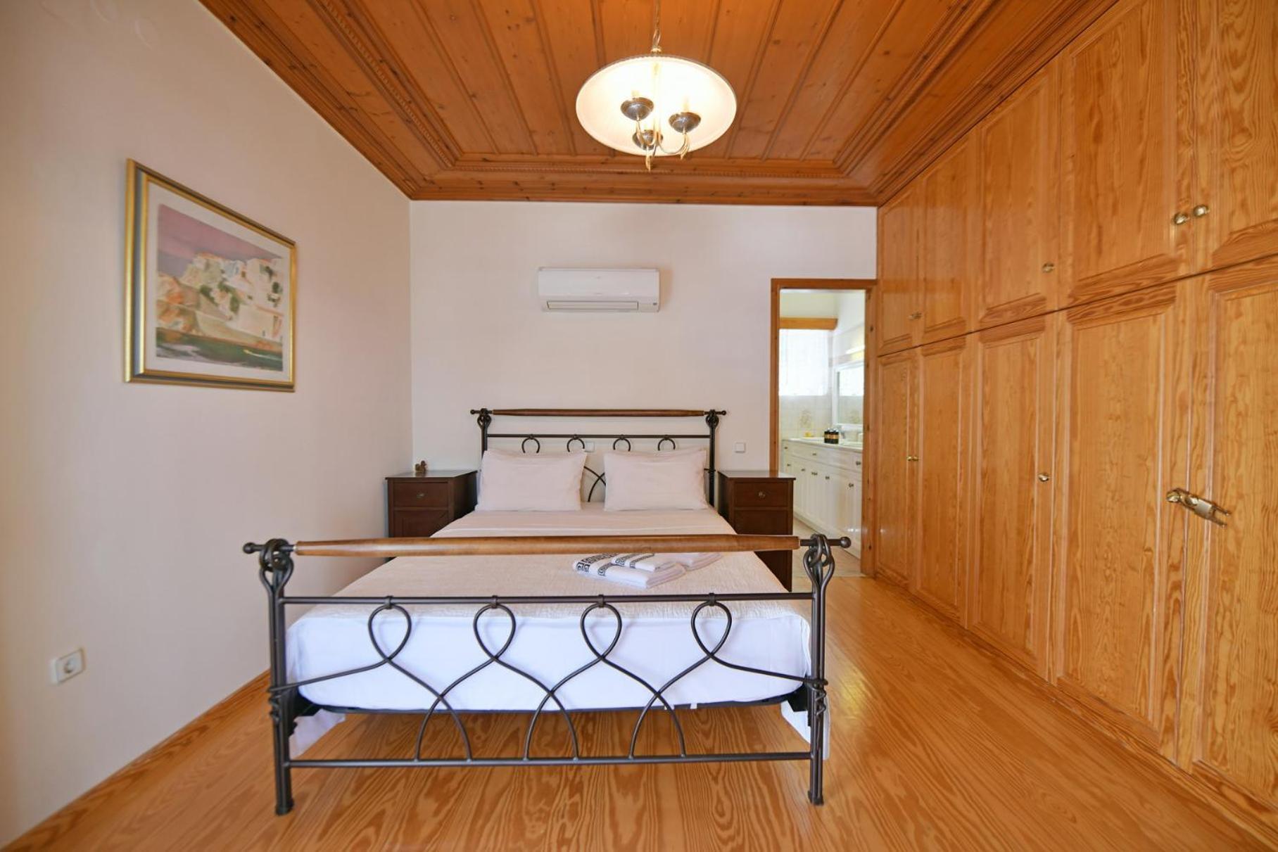 Villa Leonard - Comfort Villa Hydra  Extérieur photo